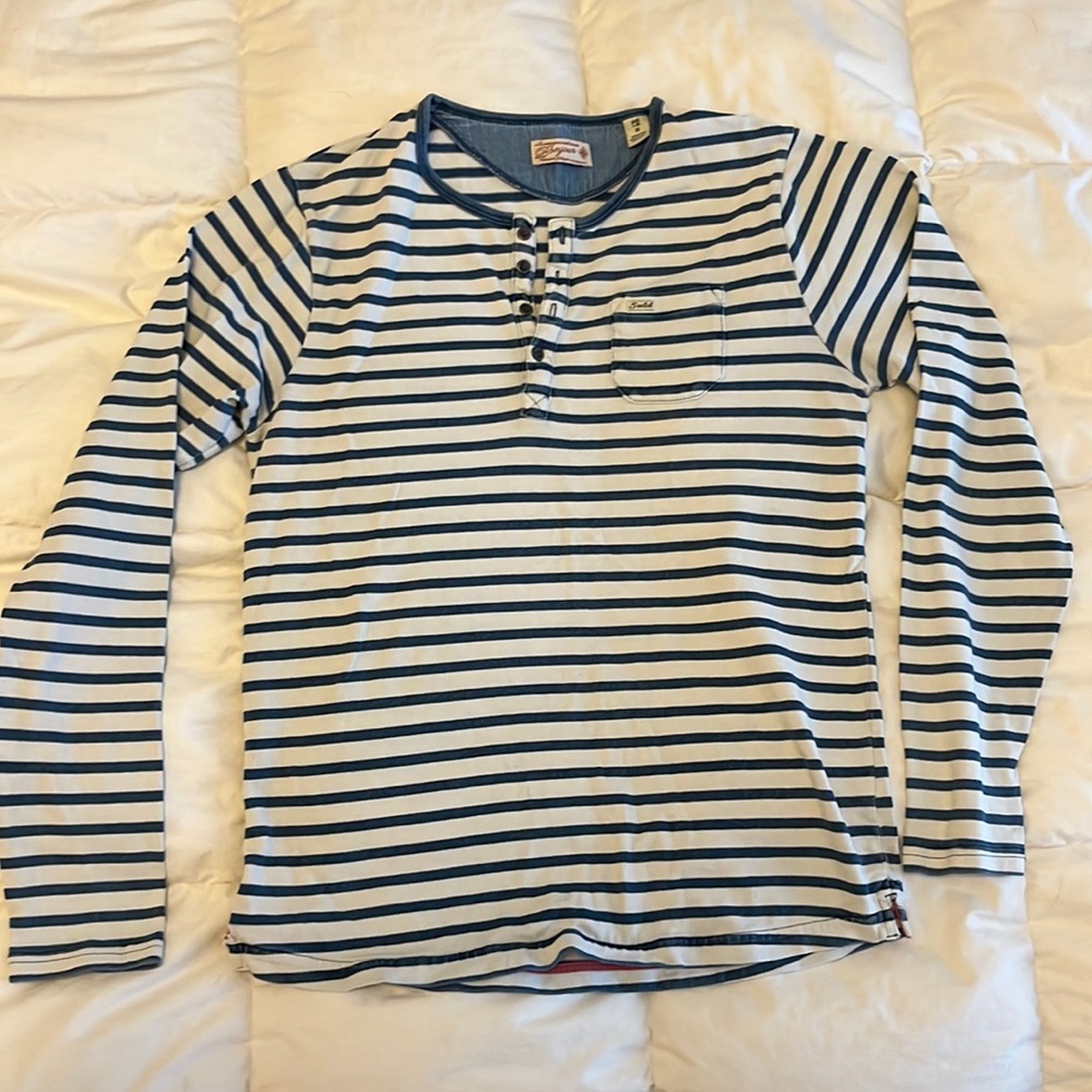 Scotch and Soda Breton stripe long sleeve. Size medium. Awesome shirt!